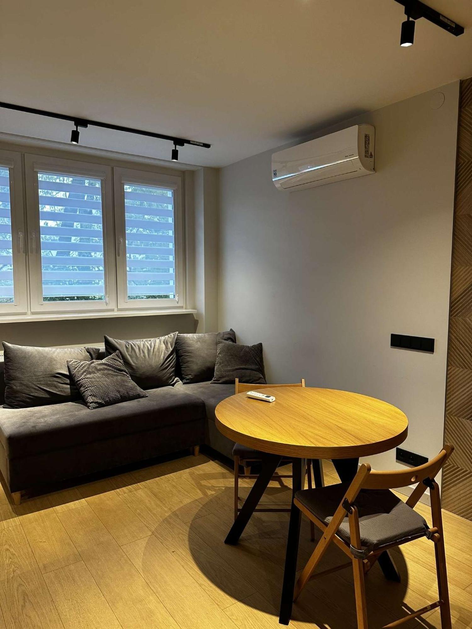 Apartament- Metro Trocka Varsovia Exterior foto